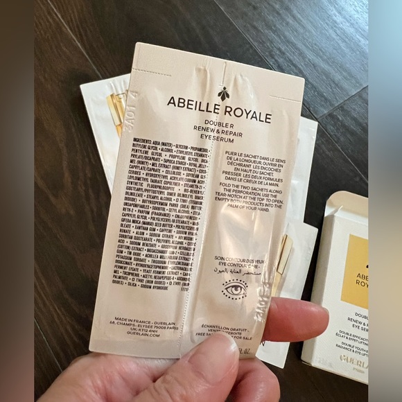 Guerlain Double Renew & Repair eye serum 0.6 m l X 6 packets - Picture 5 of 7